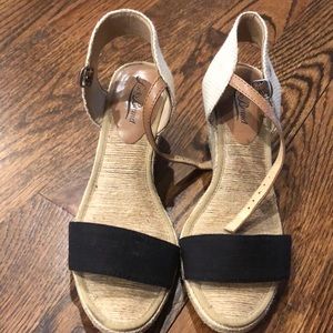 Lucky Brand Sandals